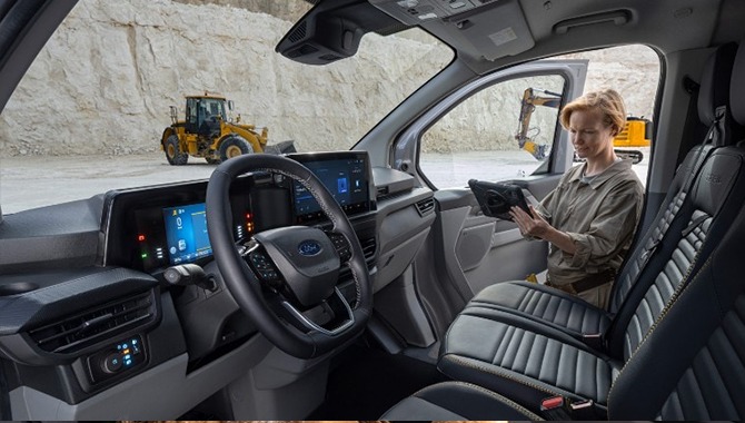 All-New Ford Transit Custom -