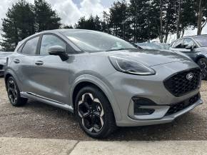 FORD PUMA HATCHBACK at Premier Motors Newport